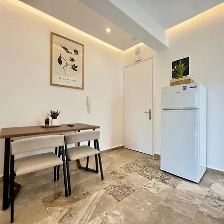 Cozy In Town, 5min From The - El Greco No 7 아파트 코스 타운